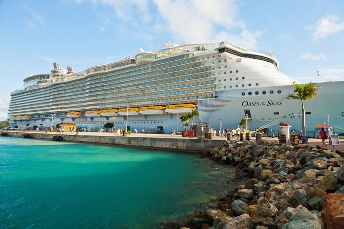 Lifeboats on the large cruise ship, Oasis of the Seas