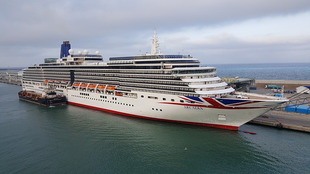 cruise ship lifeboat